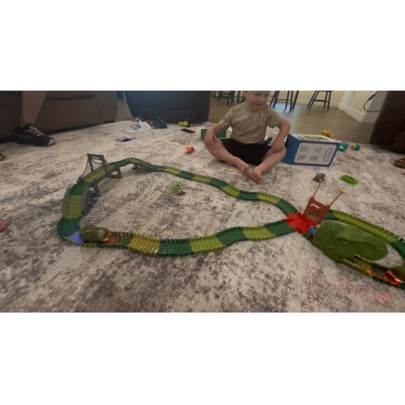 Dinosaur Race Car Track Set With Light & Sound Create a Dino World Adventure - Picture 4 of 5